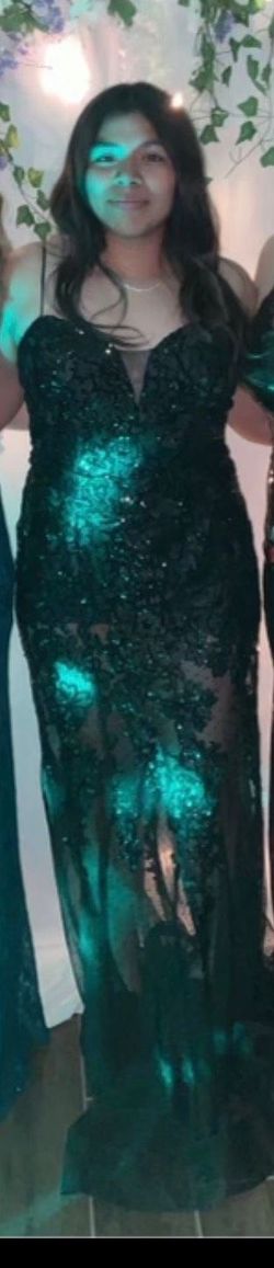 Windsor Black Size 14 Pattern Sequined Mermaid Dress on Queenly