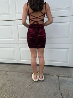 Windsor Red Size 4 Homecoming Cocktail Dress on Queenly