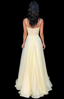 Lafemma Yellow Size 4 Military Prom Straight Dress on Queenly
