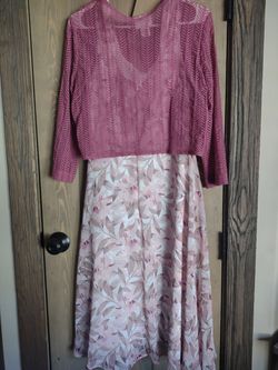 North Style  Pink Size 10 50 Off Floor Length Straight Dress on Queenly