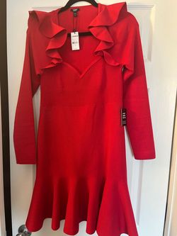 Express Bright Red Size 8 Interview Euphoria Cocktail Dress on Queenly