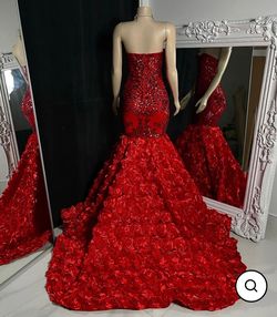 Lynira label Red Size 4 Floor Length Ball gown on Queenly
