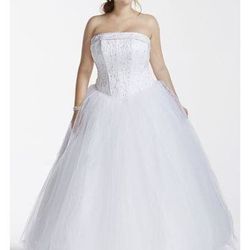 David's Bridal White Size 26 Satin Tulle Floor Length Ball gown on Queenly