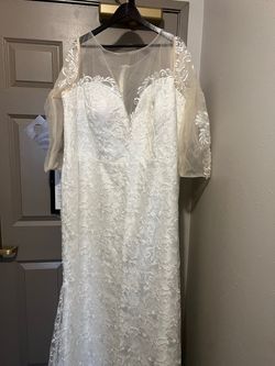 White Size 28 Mermaid Dress on Queenly