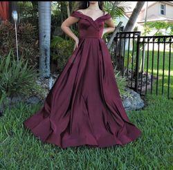 Glow by Colors Red Size 4 Burgundy Floor Length Pageant Ball gown on Queenly