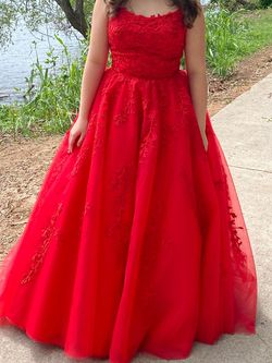 Sherri Hill Bright Red Size 10 Prom Train Dress on Queenly