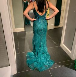 Dancing Queen Green Size 2 Emerald Prom A-line Dress on Queenly