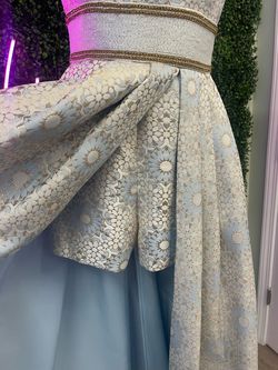 Mac Duggal Blue Size 0 Prom Mini Plunge Print Train Dress on Queenly