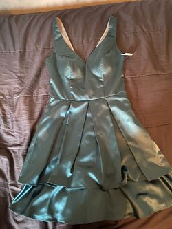 B. Darlin Green Size 2 Plunge A-line Dress on Queenly