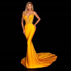 Style AD1963 Albina Dyla Yellow Size 0 V Neck Corset Floor Length Mermaid Dress on Queenly
