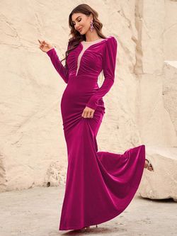 Style FSWD0368 Faeriesty Hot Pink Size 0 Velvet Jersey Polyester Straight Dress on Queenly