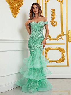 Style FSWD1121 Faeriesty Green Size 4 Sheer Jersey Mermaid Dress on Queenly