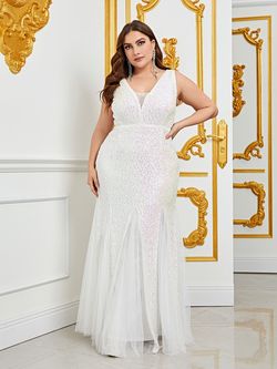 Style FSWD0132P Faeriesty White Size 24 Tall Height Floor Length Straight Dress on Queenly
