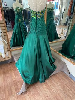 Blush Prom Green Size 8 Blush Ball gown on Queenly