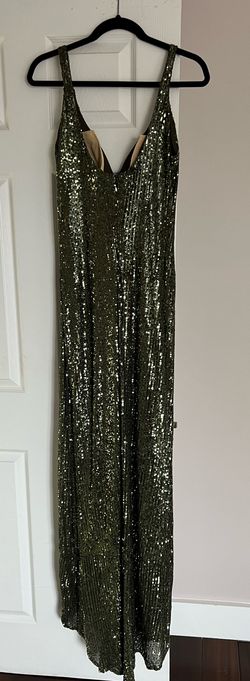 Mac Duggal Green Size 10 Black Tie Prom Straight Dress on Queenly