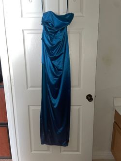 Windsor Blue Size 0 Prom Floor Length Side slit Dress on Queenly