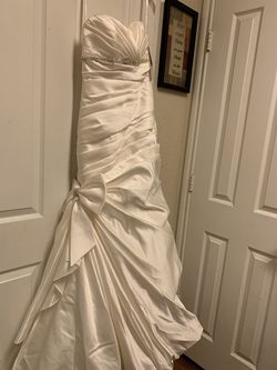 Style 10030281 Davids Bridal  White Size 8 David's Bridal Mermaid Dress on Queenly