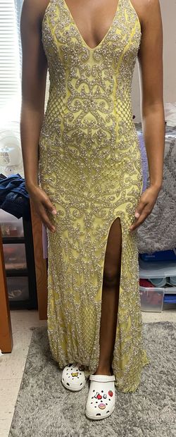 Primavera Yellow Size 0 Floor Length 70 Off Side slit Dress on Queenly