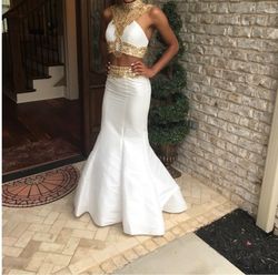 Sherri Hill White Size 0 Floor Length Pageant Mermaid Dress on Queenly
