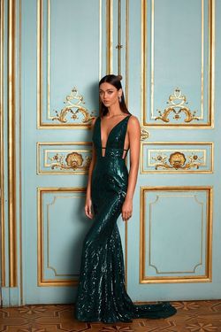 Style Iris Alamour The Label Green Size 16 Tall Height Backless Fitted Floor Length Plus Size Straight Dress on Queenly