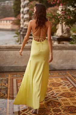 Style Alivia Alamour The Label Yellow Size 0 Silk Floor Length Side slit Dress on Queenly