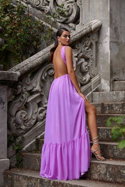 Style Gwen Alamour The Label Purple Size 0 Floor Length Lavender Backless Black Tie Side slit Dress on Queenly