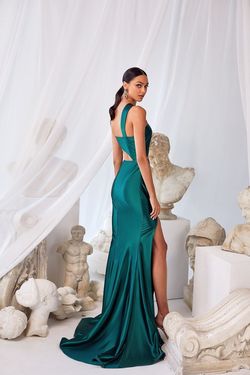 Style Vera Alamour The Label Green Size 0 Satin Prom Military Floor Length Straight Dress on Queenly
