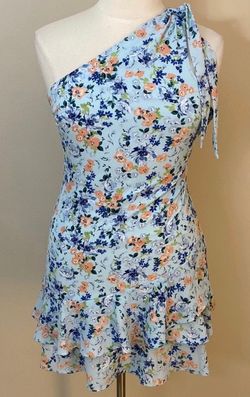 BCBGeneration Multicolor Size 10 Wedding Guest Cocktail Dress on Queenly