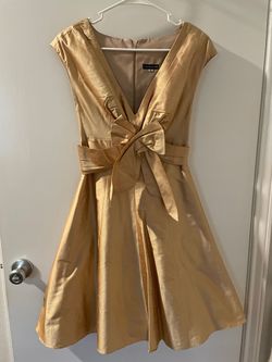 Gold Size 0 A-line Dress on Queenly
