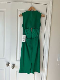 Sherri Hill Green Size 4 Plunge Interview Winter Formal Cocktail Dress on Queenly