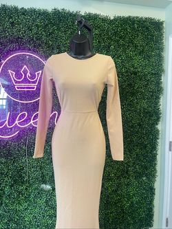 Boohoo Nude Size 2 Euphoria Cocktail Dress on Queenly