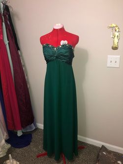 Ever Pretty Green Size 2 Straight Dress on Queenly