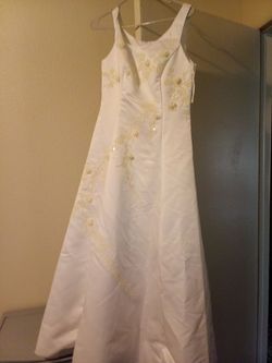 angels White Size 8 Bridgerton Floor Length A-line Dress on Queenly