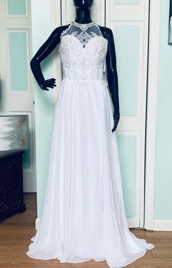 House of Wu White Size 12 Floor Length Wedding A-line Dress on Queenly