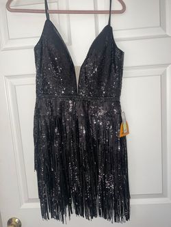 Tiffany Designs Black Size 8 Sorority Formal Cocktail Dress on Queenly