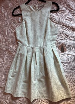 Forever 21 Nude Size 4 Shiny A-line Dress on Queenly