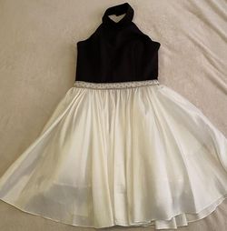 Sherri Hill White Size 10 Bridal Shower 50 Off Pageant Summer Cocktail Dress on Queenly