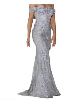 Portia and Scarlett Silver Size 4 Pageant Prom Mermaid Dress on Queenly