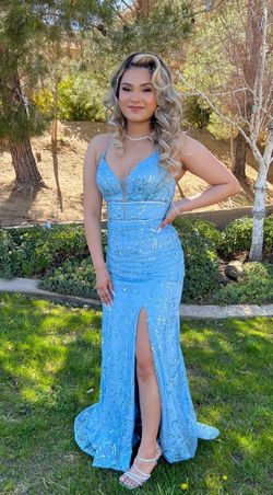 Camille La Vie Blue Size 4 Floor Length Prom Mermaid Dress on Queenly
