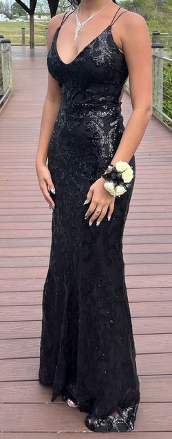 House of CB Black Size 6 Embroidery Sequined Prom Straight Dress on Queenly