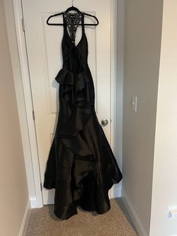 Madison James Black Size 0 Floor Length Mermaid Dress on Queenly