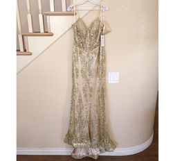 Adora Gold Size 10 Embroidery Winter Formal Plunge Sorority Formal Mermaid Dress on Queenly