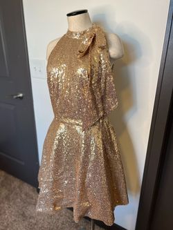 Marc Defang Gold Size 10 Halter Sequined 50 Off Euphoria Cocktail Dress on Queenly