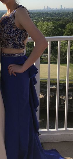 Vienna Blue Size 4 Jewelled Prom Straight Dress on Queenly