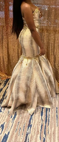 Jovani Gold Size 2 Pageant Mermaid Dress on Queenly