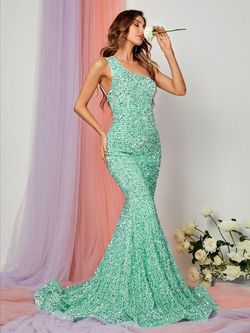 Style FSWD0588 Faeriesty Light Green Size 0 One Shoulder Sequined Mermaid Dress on Queenly