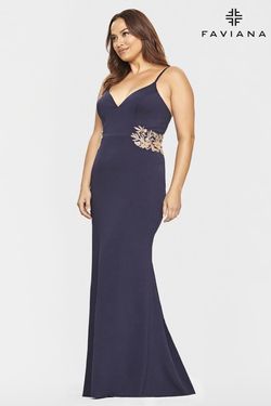 Style 9540 Faviana Navy Size 16 V Neck Black Tie Plus Size Straight Dress on Queenly