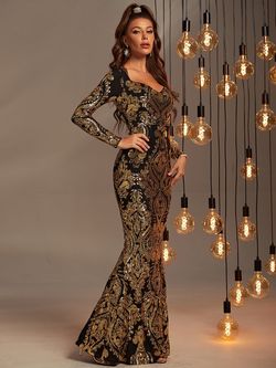 Style FSWD0658 Faeriesty Gold Size 0 Fswd0658 Floor Length Sequined Long Sleeve Mermaid Dress on Queenly