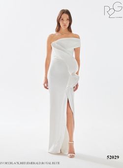 Style 52029 Tarik Ediz White Size 4 Pageant Floor Length Side slit Dress on Queenly