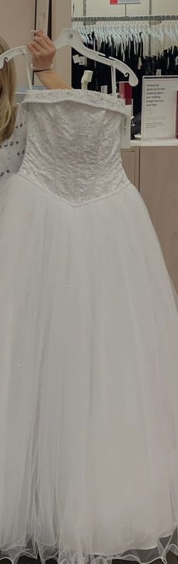 White Size 2 Train Dress on Queenly